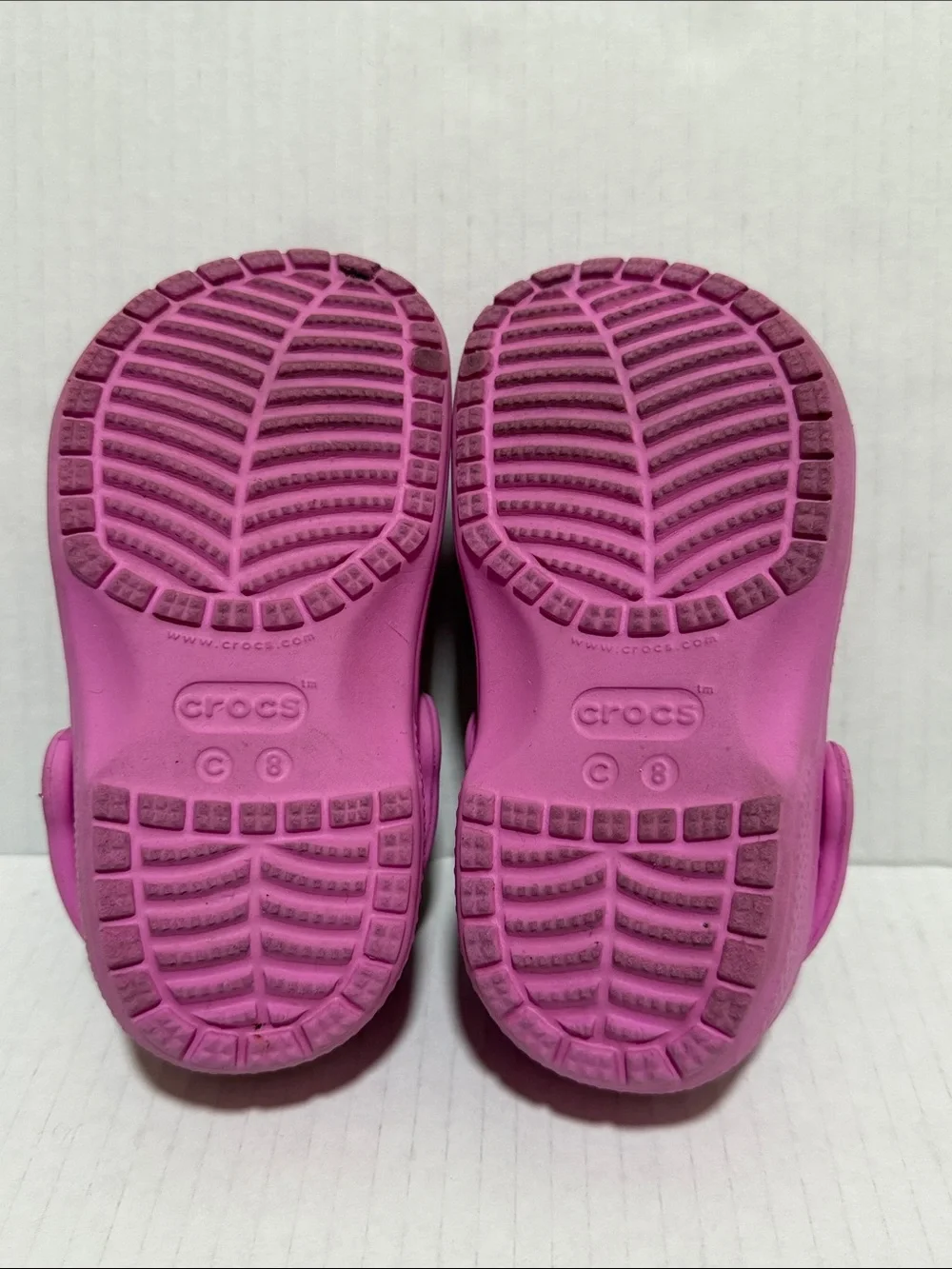 Crocs Kids Classic Pink Clogs Sandals Beach Pool - Toddler Size 8